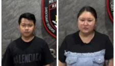 Polisi mengamankan pasutri pelaku judi online di apartemen Penjaringan Jakarta Utara dengan barang bukti laptop, ponsel, dan kartu ATM di lokasi penggerebekan. (Posnews/Ist)