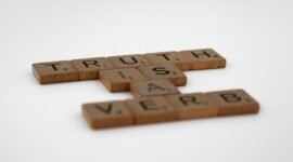 Ilustrasi, Menyelamatkan demokrasi melalui dialog. Jürgen Habermas menawarkan konsep Ruang Publik sebagai benteng rasionalitas warga negara dalam melawan manipulasi informasi dan dominasi kekuasaan di tahun 2026. Dok: Istimewa.