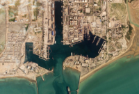 Langkah darurat fiskal. Pemerintah Zambia secara resmi menangguhkan pajak impor BBM guna meredam lonjakan harga minyak dunia akibat blokade Selat Hormuz, memprioritaskan daya beli rakyat di atas pendapatan negara tahun 2026. Dok: VCG.