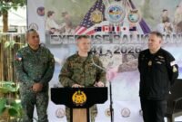 Pesan ketegasan dari Manila. Amerika Serikat dan Filipina mengerahkan 17.000 personel dalam latihan militer Balikatan 2026, menegaskan komitmen keamanan Asia meski fokus Washington sedang terbagi oleh perang di Timur Tengah. Dok: AP Photo/Aaron Favila.