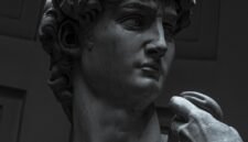 Ilustrasi, Melampaui sains murni. Auguste Comte mencoba menggantikan gereja tradisional dengan 