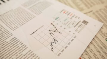 Ilustrasi, Paradoks ekonomi pasca-pandemi. Meskipun pembatasan aktivitas telah berakhir, dunia kini menghadapi 