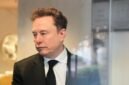 Konfrontasi di Oakland. Elon Musk memberikan kesaksian dalam persidangan melawan OpenAI, menuduh mantan rekannya mengkhianati misi kemanusiaan demi keuntungan kapitalis bersama Microsoft. Dok: (AP Photo/Godofredo A. Vásquez)