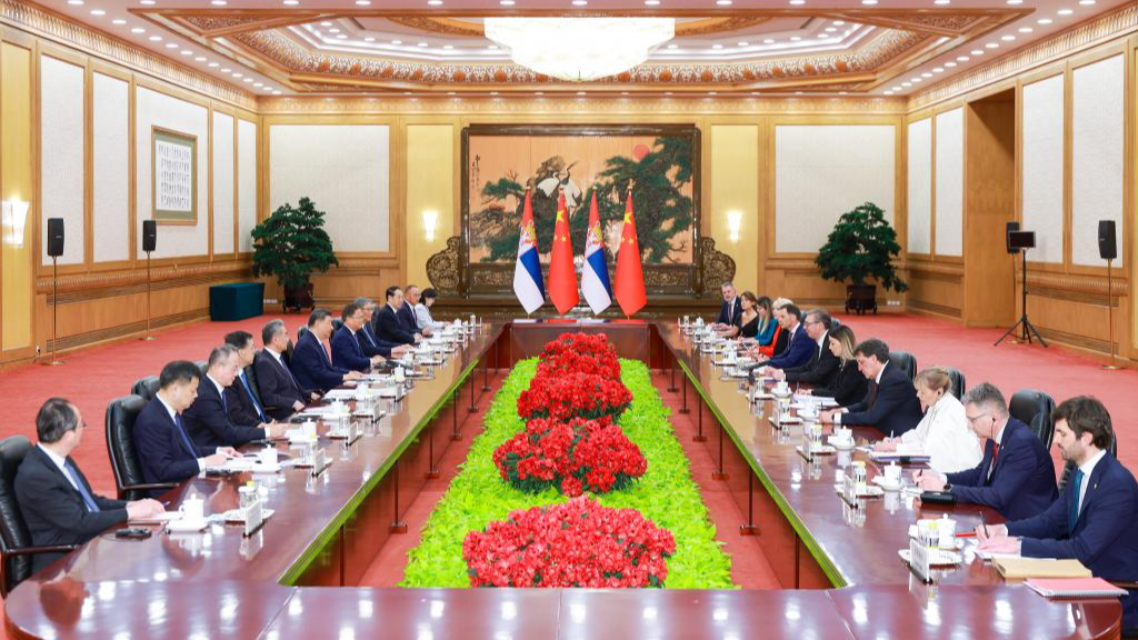 Kunjungan kenegaraan Presiden Vucic ke Beijing memperkuat kolaborasi infrastruktur, teknologi, dan perdagangan bebas dalam bingkai 