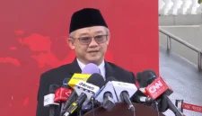 Abdul Mu’ti Pastikan Guru Non-ASN Tidak Dilarang Mengajar. (Posnews/Ist)