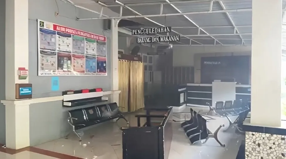 Aksi Unjuk Rasa di Lapas Sungguminasa Gowa Berujung Ricuh, Fasilitas Dirusak. (Posnews/Ist)

