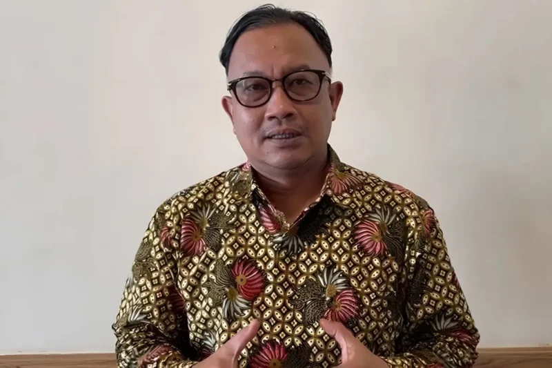 Anggota Kompolnas Mohammad Choirul Anam menjelaskan penguatan pengawasan Polri dan layanan pengaduan digital di Jakarta. (Posnews/Ist)