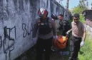 Aparat keamanan berjaga di lokasi bentrokan perang suku di Wamena yang menewaskan 13 orang dan melukai 19 warga. (Posnews/Ist)