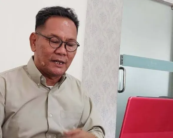 Ketua Presidium ITW Edison Siahaan menyoroti kenaikan pangkat Kapolda Metro Jaya menjadi Komjen Pol. (Posnews/Ist)