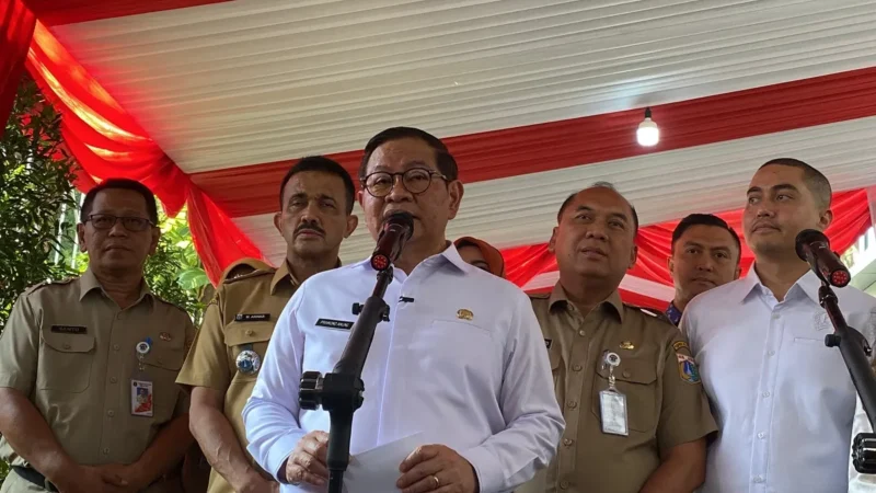 Gubernur DKI Jakarta Pramono Anung memaparkan rencana pembangunan PLTSa untuk mengatasi sampah Jakarta. (Posnews/Ist)