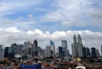 Ilustrasi, langit mendung menyelimuti kawasan Jakarta Selatan saat BMKG memprakirakan hujan ringan mengguyur sejumlah wilayah Jabodetabek pada Selasa (19/5/2026).
(Posnews/BMKG)
