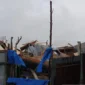 Kondisi rumah warga rusak akibat angin kencang dan hujan deras di Kecamatan Rumpin, Kabupaten Bogor. (Posnews/BPBD)
