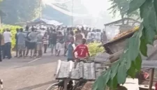 Konflik Tanah Adat di Flores Timur Memanas, Puluhan Rumah Hangus. (Posnews/Ist)