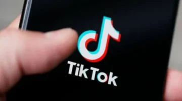 Live Streaming Erotis di TikTok dan Instagram, RC dan PA Diciduk Polisi. (Popsnews/textcrunch)
