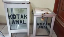 Ilustrasi, kotak amal di Masjid. (Posnews/Ist)