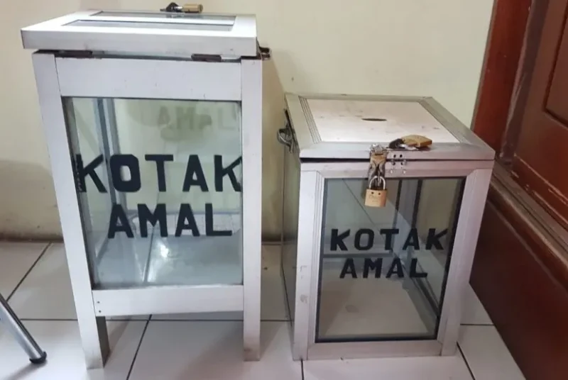 Ilustrasi, kotak amal di Masjid. (Posnews/Ist)