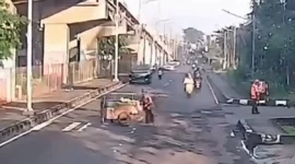 Pajero Tabrak Pedagang Buah di Duren Sawit Lalu Kabur. (Posnews/Ist)