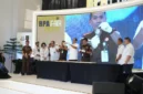 Petugas Kejagung memusnahkan jam tangan mewah palsu sitaan kasus korupsi Asabri milik Jimmy Sutopo di BPA Fair 2026 Jakarta. (Posnews/Ist)