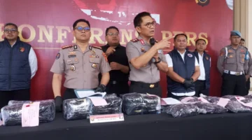 Polda Jambi Ungkap Sindikat Narkoba Lintas Provinsi, Negara Selamat dari Kerugian Rp596 Miliar. (Posnews/Ist)
