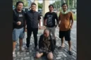 Polisi mengamankan pendiri Pondok Pesantren Tahfidzul Qur'an Ndolo Kusumo di Pati terkait kasus dugaan pelecehan santriwati. (Posnews/Ist)