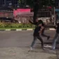 Polisi mengamankan dua pelaku pengeroyokan viral di depan SPBU Bungur, Kemayoran, Jakarta Pusat. (Posnews/Sosmed)