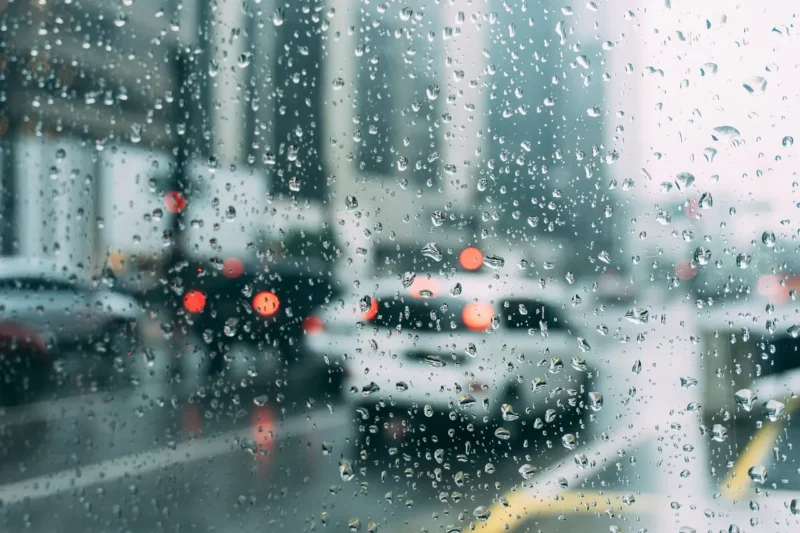 Awan gelap menyelimuti kawasan Jakarta saat BMKG memprediksi hujan mengguyur wilayah Jabodetabek. (Posnews/pixabay)