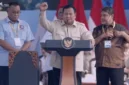 Presiden Prabowo Subianto menyampaikan pidato di peringatan May Day 2026 di Monas Jakarta disambut ribuan buruh. (Posnews/Ist)