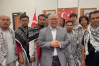 Sembilan relawan Indonesia korban penahanan Israel tiba di Bandara Soekarno-Hatta. (Posnews/Ist)