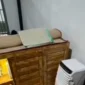 Tangkapan layar video viral dugaan sel mewah narapidana di Lapas Kelas IIA Cilegon. (Posnews/Instagram)