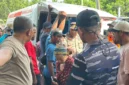 Tim SAR gabungan mengevakuasi pendaki yang terluka usai erupsi Gunung Dukono di Halmahera Utara, Maluku Utara. (Posnews/Basarnas)