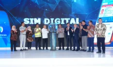 Polri Resmi Perkenalkan SIM Digital dan Drone Tilang Elektronik