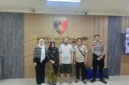Petugas Bareskrim Polri melimpahkan dua tersangka warga Pakistan kasus penyelundupan sabu ke Kejaksaan Negeri Kota Tangerang. (Posnews/Ist)