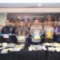 Petugas Polda Metro Jaya patroli malam memburu pelaku begal di wilayah rawan Jakarta. (Posnews/Ist)