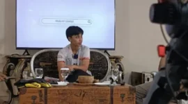 Agnes Maria pesepak bola putri nasional Indonesia saat berbicara dalam podcast Jakarta Journalist Center tentang peluang Timnas Putri Indonesia menuju Piala Dunia Wanita. (Posnews/MO)
