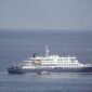 Evakuasi di bawah pengawasan ketat. Negara-negara dunia meluncurkan operasi repatriasi udara bagi penumpang kapal pesiar MV Hondius di Tenerife guna membendung penyebaran strain maut hantavirus melalui koridor militer yang steril. Dok: Istimewa.