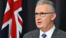 Mengabaikan peringatan Canberra. Belasan perempuan dan anak-anak mantan simpatisan ISIS kembali ke Australia secara mandiri dan kini menghadapi ancaman pengadilan. Dok: Istimewa.