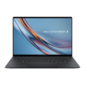 Puncak performa profesional. Asus ExpertBook Ultra hadir sebagai laptop bisnis paling ringan dan tangguh di tahun 2026, memadukan kecerdasan buatan, prosesor Intel Panther Lake, dan fitur privasi layar revolusioner. Dok: Istimewa.