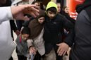Konsekuensi dari kekhalifahan. Tiga wanita Australia menghadapi ancaman penjara puluhan tahun setelah kembali dari kamp pengungsian Suriah. Dua di antaranya dituduh membeli budak wanita Yazidi seharga puluhan ribu dolar. Dok:   (Joel Carrett/AAP Image via AP)