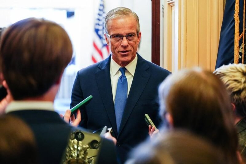 Pecah kongsi di Capitol Hill. Senator Partai Republik menunda pemungutan suara untuk RUU pendanaan imigrasi karena menolak usulan dana 