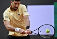 Melawan degradasi fisik. Novak Djokovic menginjak usia 39 tahun dengan tantangan berat di Prancis Terbuka, namun sang legenda tetap menolak untuk mundur di tengah dominasi para rival muda yang lebih bugar. Dok: Istimewa.