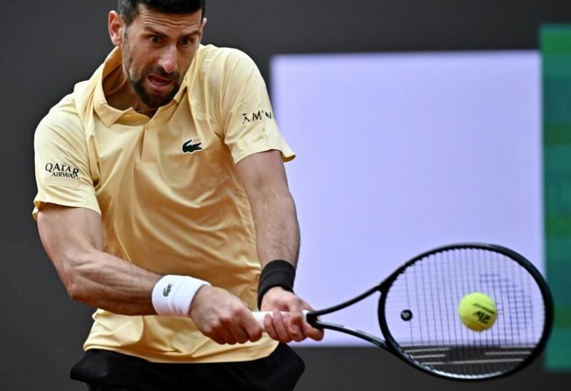 Melawan degradasi fisik. Novak Djokovic menginjak usia 39 tahun dengan tantangan berat di Prancis Terbuka, namun sang legenda tetap menolak untuk mundur di tengah dominasi para rival muda yang lebih bugar. Dok: Istimewa.