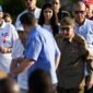 Pesan dari Havana. Mantan pemimpin Kuba Raul Castro (94) bergabung dalam pawai Hari Buruh Internasional guna menentang ancaman militer dan blokade ekonomi Amerika Serikat yang semakin mencekik. Dok: REUTERS/Norlys Perez