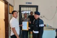 Diduga Lindungi Jaringan Narkoba, Bripka Dedy Wiratama Resmi Ditahan Bareskrim. (Posnews/Ist)
