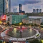 Suasana Bundaran HI di Jakarta Pusat yang akan terhubung dengan jalur bawah tanah menuju stasiun MRT serta dilengkapi area UMKM sebagai bagian dari pengembangan kawasan modern Jakarta. (Posnews/Ist)