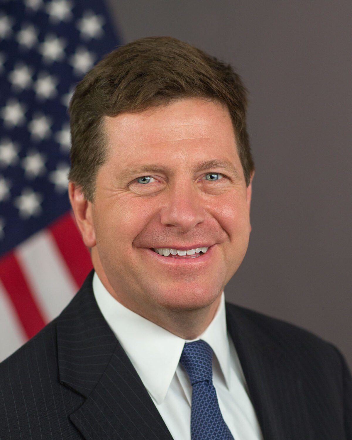 Langkah taktis di tengah kebuntuan politik. Presiden Donald Trump menominasikan Jay Clayton sebagai Direktur Intelijen Nasional guna meloloskan perpanjangan undang-undang pengawasan intelijen asing. Dok: Istimewa.
