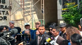 Kuasa hukum Roy, Ahmad Khozinudin. (Posnews/elshinta)
