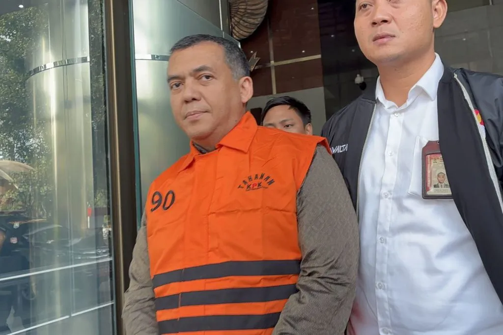 Penyidik KPK mengusut komunikasi antara Silmy Karim dan Andrej Frey dalam kasus dugaan pemerasan pengurusan izin tinggal warga negara asing yang merugikan negara hingga ratusan miliar rupiah. (Posnews/Ist)