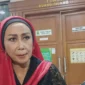 Pakar hukum pidana dan ahli TPPU Yenti Garnasih menyampaikan pentingnya penerapan pasal pencucian uang untuk memburu aset dan aliran dana bandar narkoba. (Posnews/Ist)