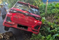 BNN Bongkar Sindikat Narkoba Rusia di Bali, Mobil Pelaku Terguling Saat Kabur. (Posnews/Ist)
