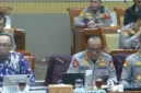 Wakapolri Komjen Pol Dedi Prasetyo memaparkan usulan tambahan anggaran Polri sebesar Rp66,1 triliun dalam rapat kerja bersama Komisi III DPR RI di Kompleks Parlemen, Senayan, Jakarta. (Posnews/DPR)